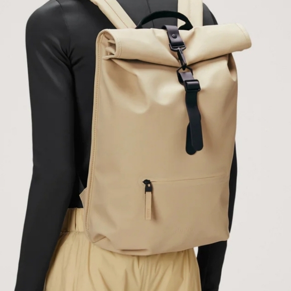 NWT Rain Backpack Rolltop Sand - Picture 2 of 11